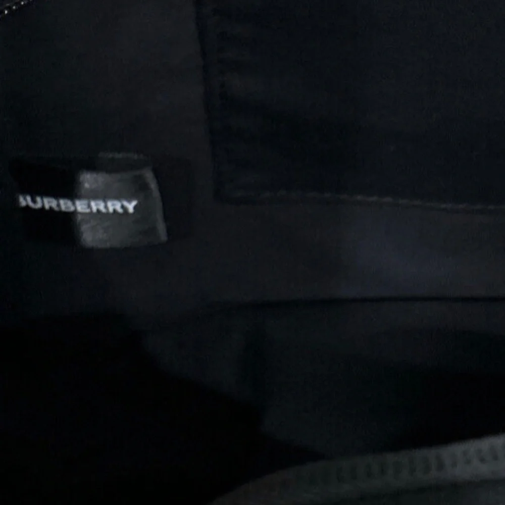 Burberry Black Bag NEW - Picture 4 of 6